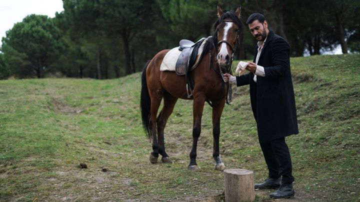 Kanunsuz Topraklar episode 4 English Subtitles | Lawless Lands