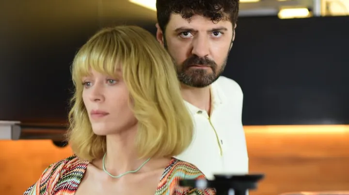 Yalanci episode 1 English Subtitles | Liar