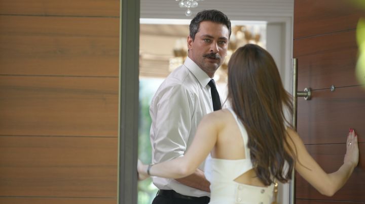 Sahane Hayatim episode 22 English Subtitles | My Wonderful Life