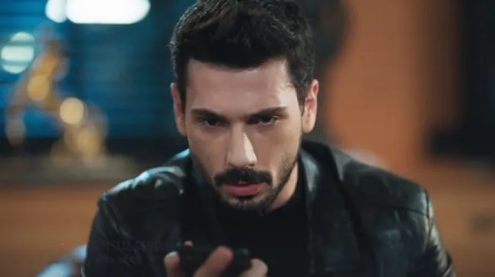 Boundless Love (Hudutsuz Sevda) Episode 45 English subtitles