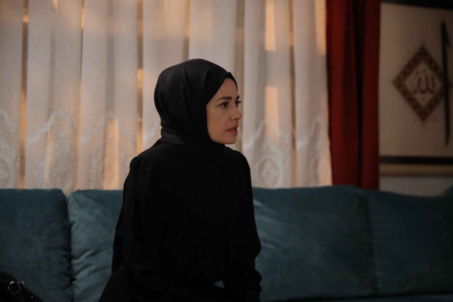 Red Roses (Kizil Goncalar) Episode 14 English Subtitles – Watch iT!