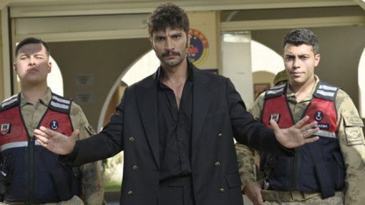 Episode 9 Seasons 1